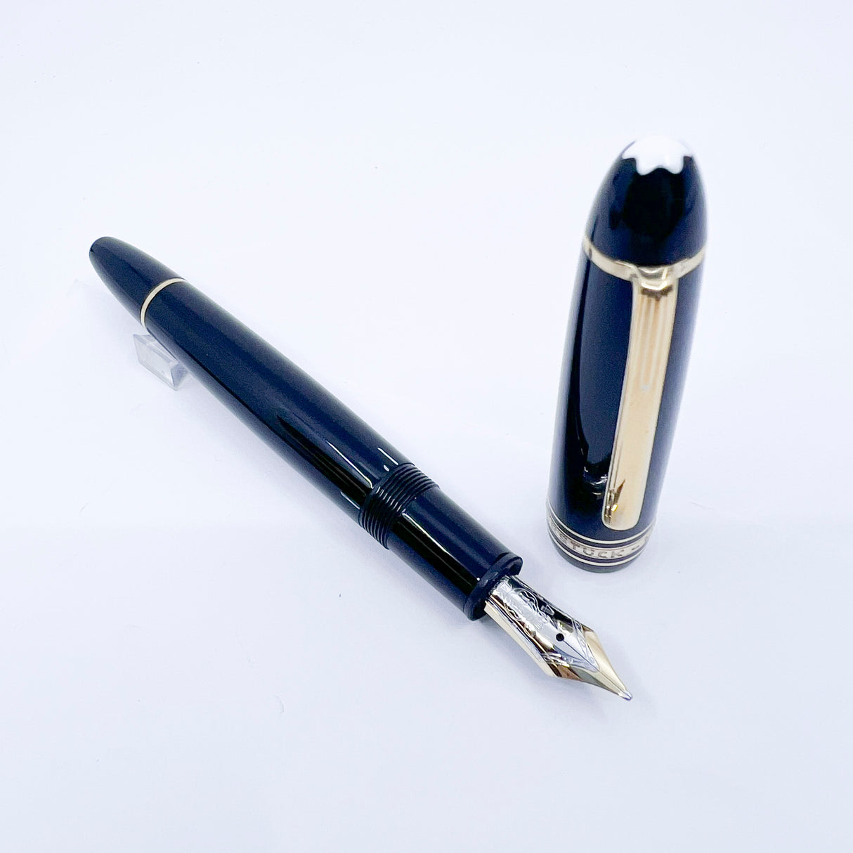 Montblanc Meisterstuck Black Resin #146 LeGrand Fountain Pen - Broad 14kt Gold Nib