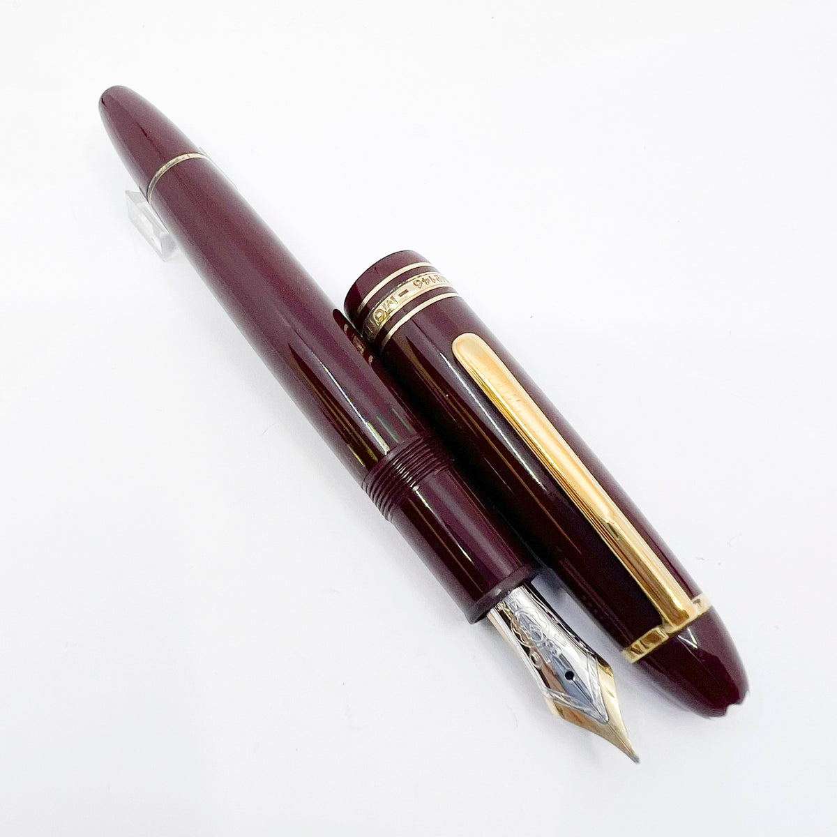 Montblanc Meisterstuck Bordeaux Resin #146 LeGrand Fountain Pen - Fine 14kt Gold Nib