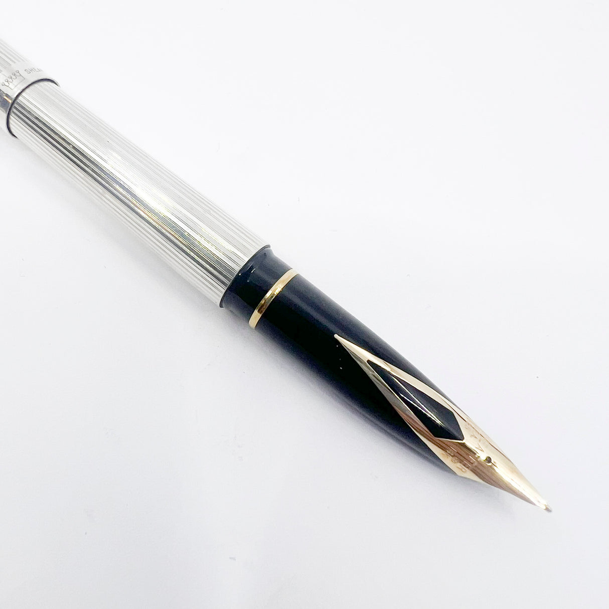 Sheaffer Full-Size Targa Sterling Silver Etched Vertical Stripes Fountain Pen - Medium 14kt Gold Nib