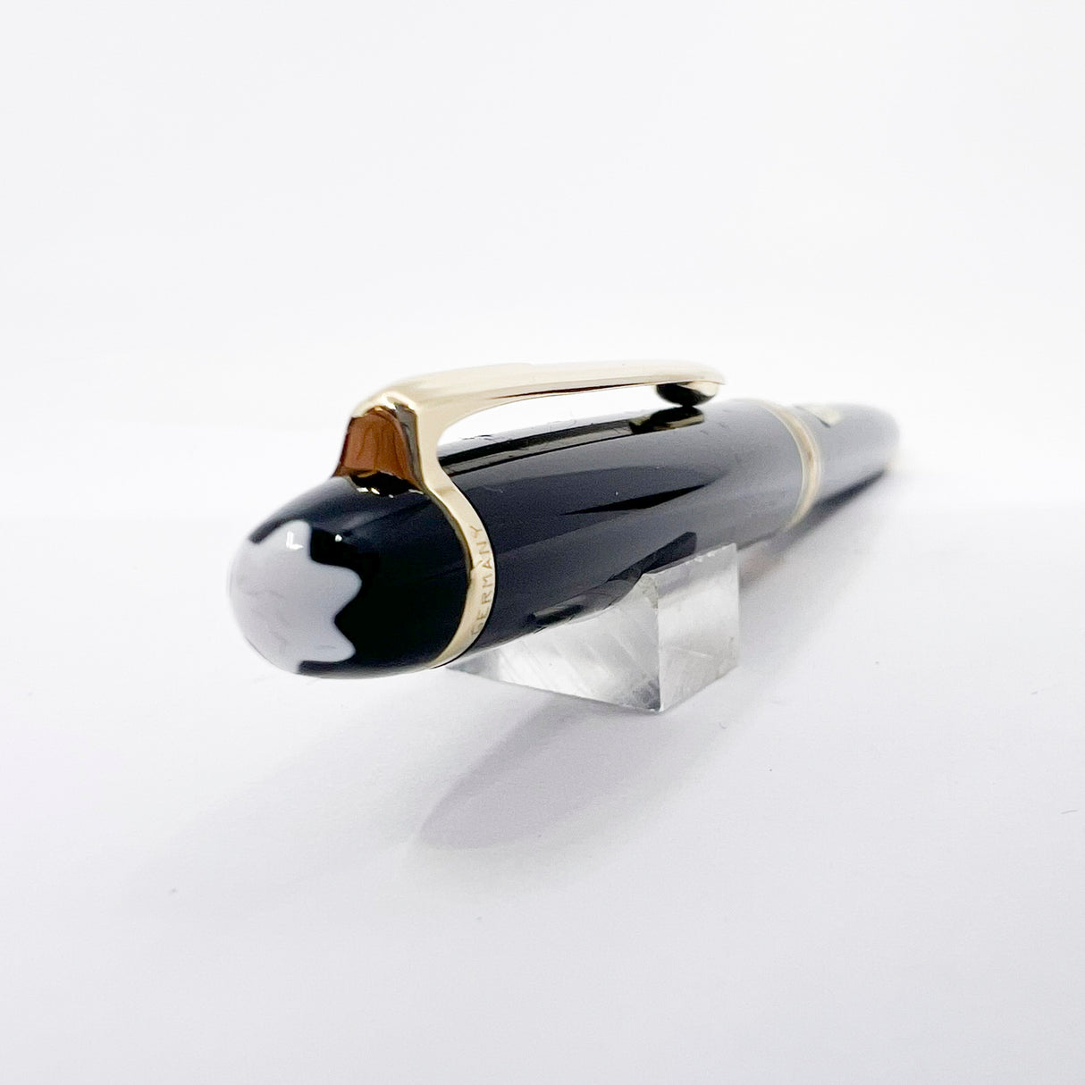 Montblanc Meisterstuck Black Resin Classique MINT Set : #164 Ballpoint Pen & 165 Mechanical Pencil 0.7mm in a Special Vintage Style Gift Box