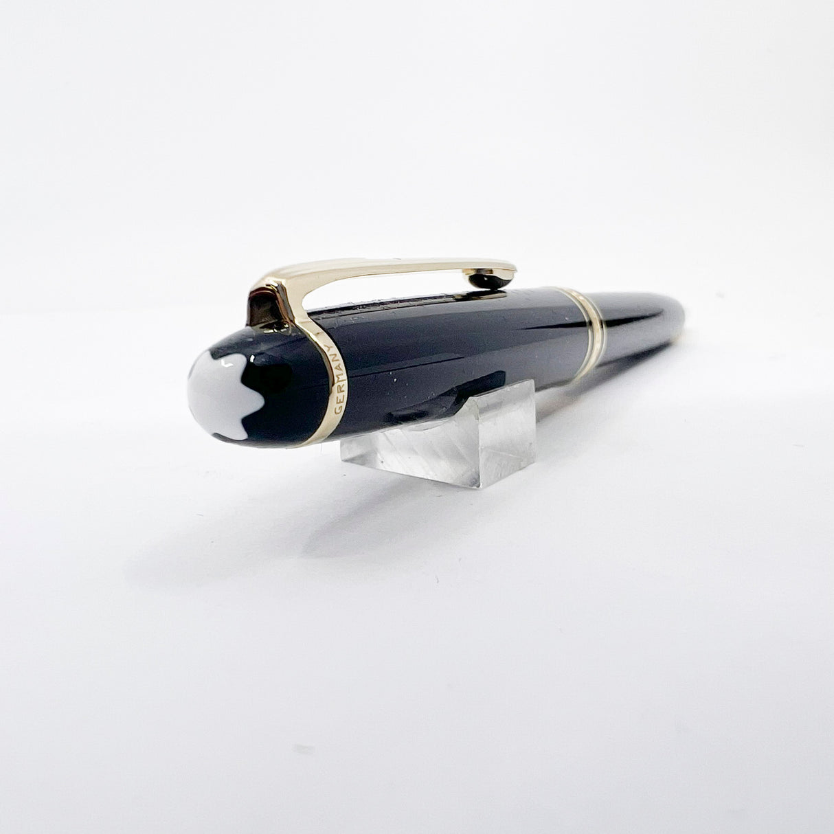 Montblanc Meisterstuck Black Resin Classique MINT Set : #164 Ballpoint Pen & 165 Mechanical Pencil 0.7mm in a Special Vintage Style Gift Box
