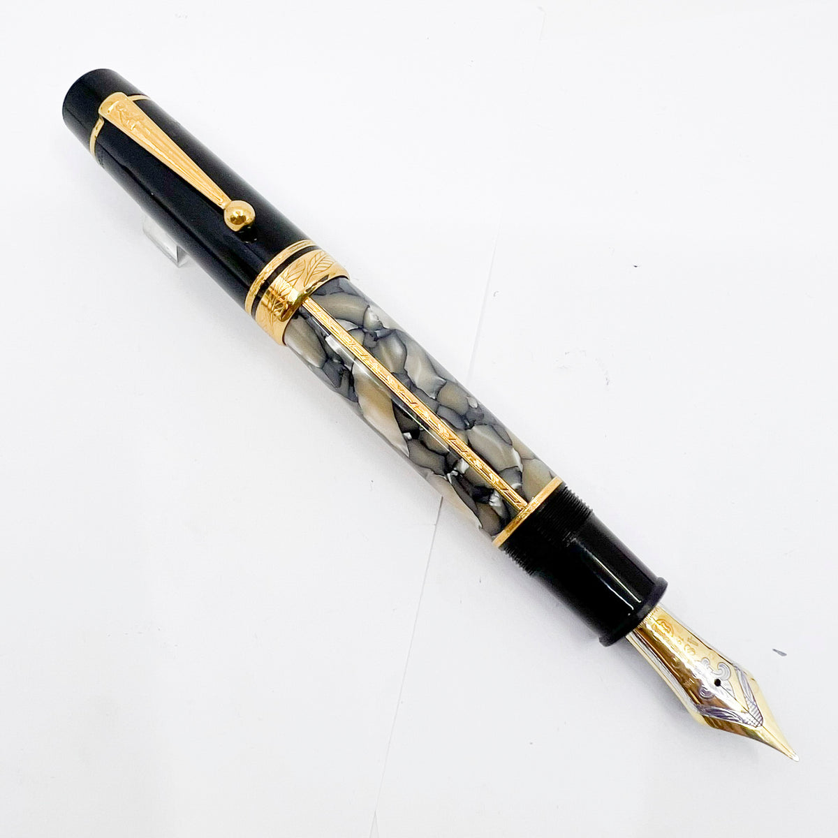 Montblanc Alexandre Dumas Writer Series Limited Edition Fountain Pen (Incorrect Signature) - Medium 18kt Gold Nib
