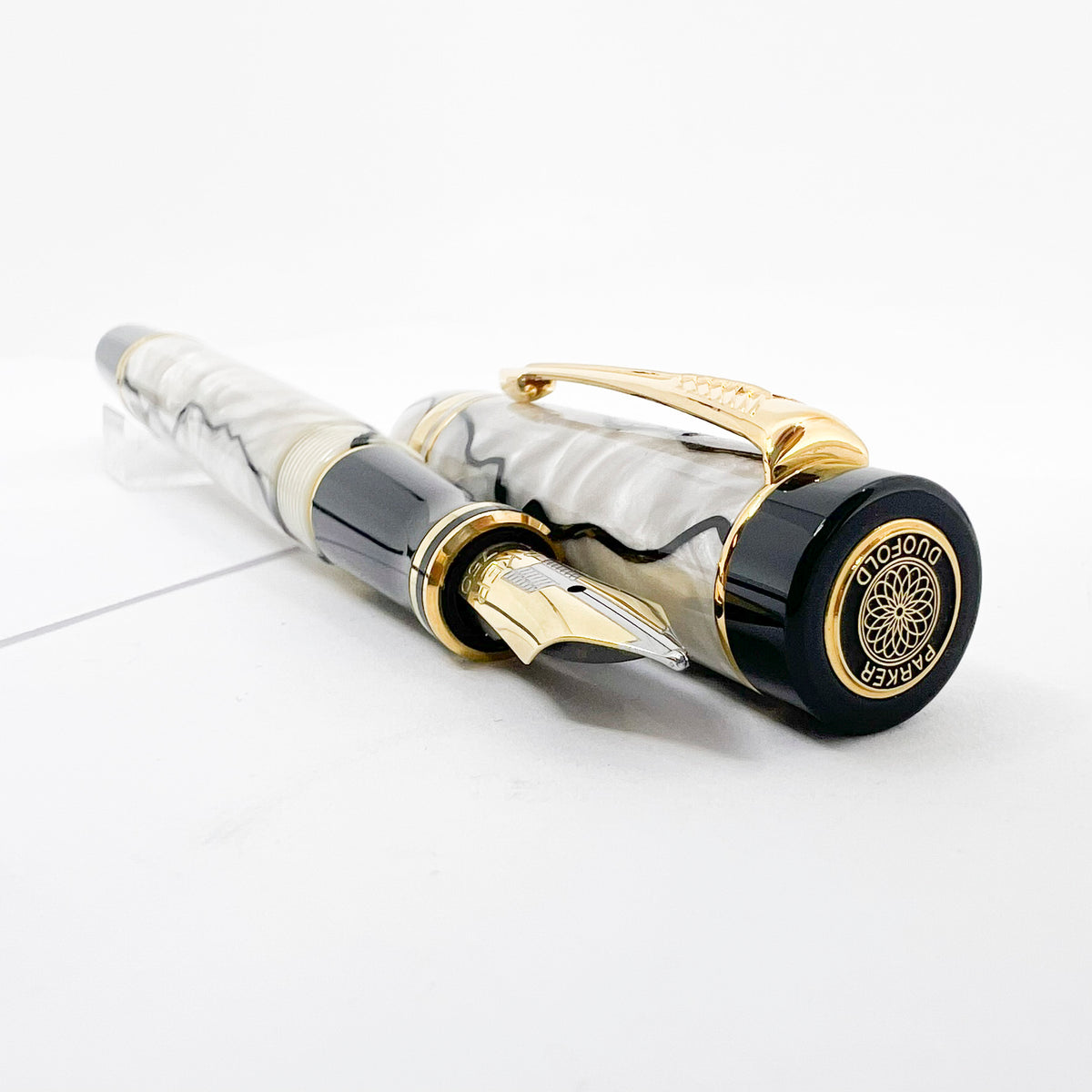 Parker Duofold International Lustrous Pearl & Black Fountain Pen - Medium 18kt Gold Nib