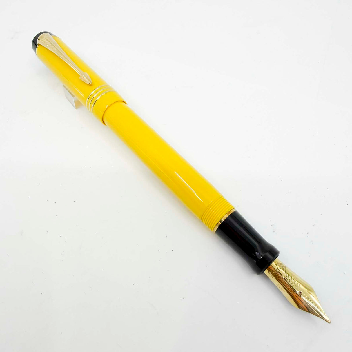 Parker Duofold Centennial Mandarin Yellow Limited Edition Fountain Pen - Medium 18kt Gold Nib
