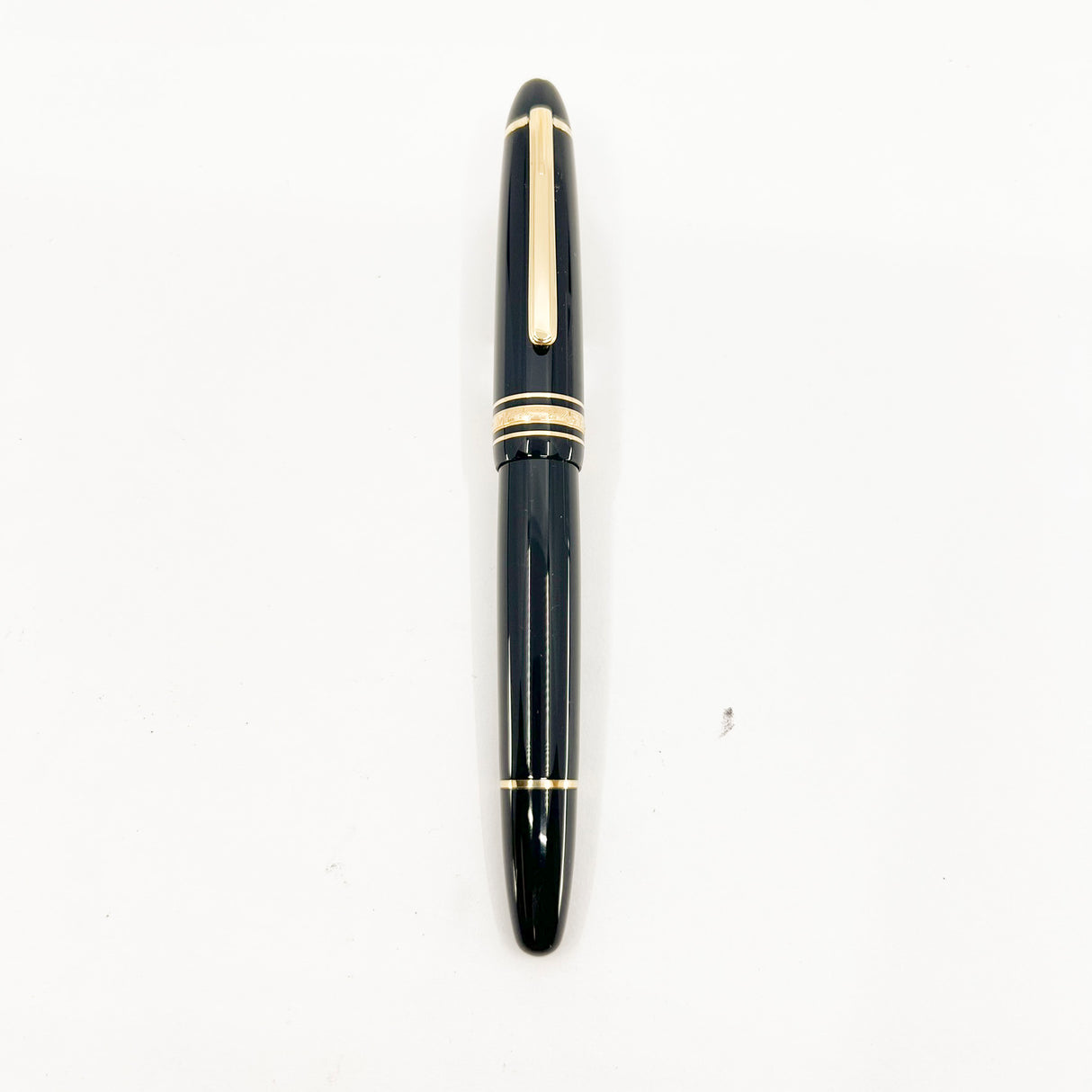 Montblanc Black Resin Meisterstuck #146 LeGrand Fountain Pen - Semi-Flex Medium 14kt Gold Nib