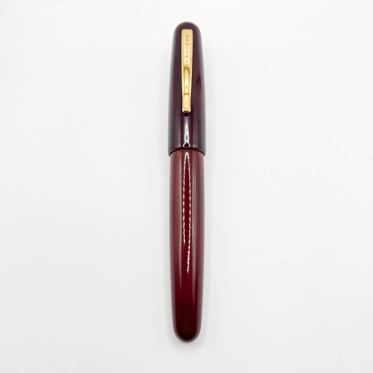 Danitrio Tami-Nuri Red Urushi Hand Painted Lacqueron Mikado Over-Sized Fountain Pen - Fine 18kt Gold Nib