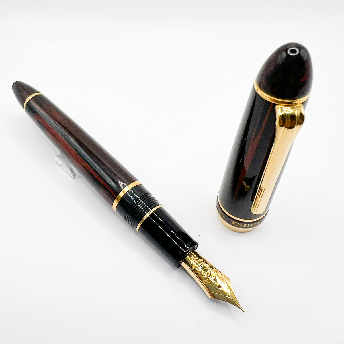 Tsuge (Made by Sailor) Large 1911 Rosewood Ebonite Fountain Pen - Fine 21kt Gold Nib - RARE!