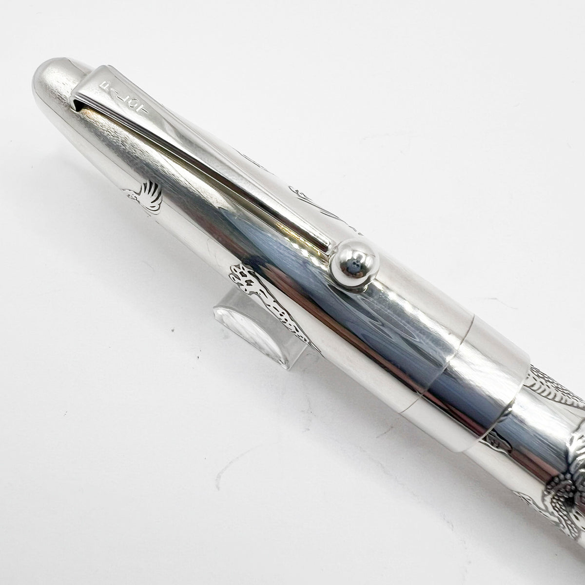Pilot Sterling Silver Dragon Fountain Pen - Medium 18kt Gold Nib
