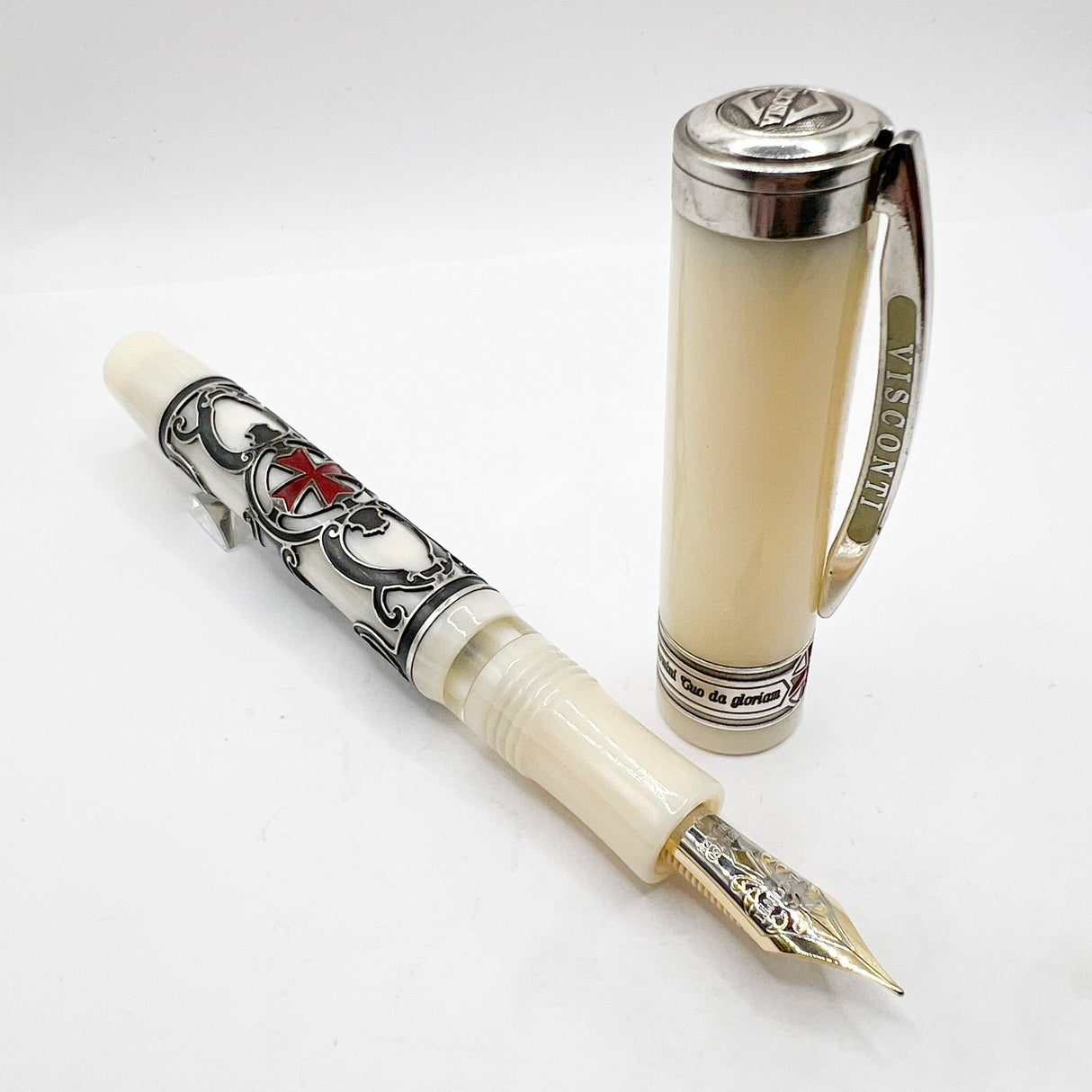 Visconti Knights Templar Limited Edition Fountain Pen - Fine 18kt Gold Nib
