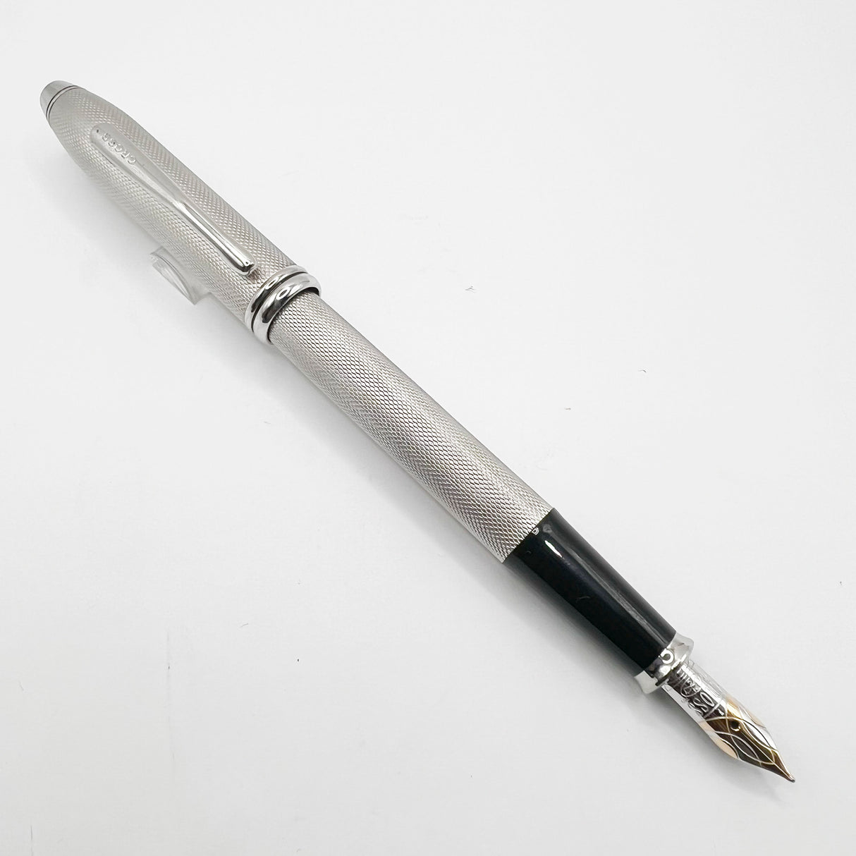 Cross Pinnacle Sterling Silver Barleycorn Fountain Pen - Fine 18kt Gold Nib