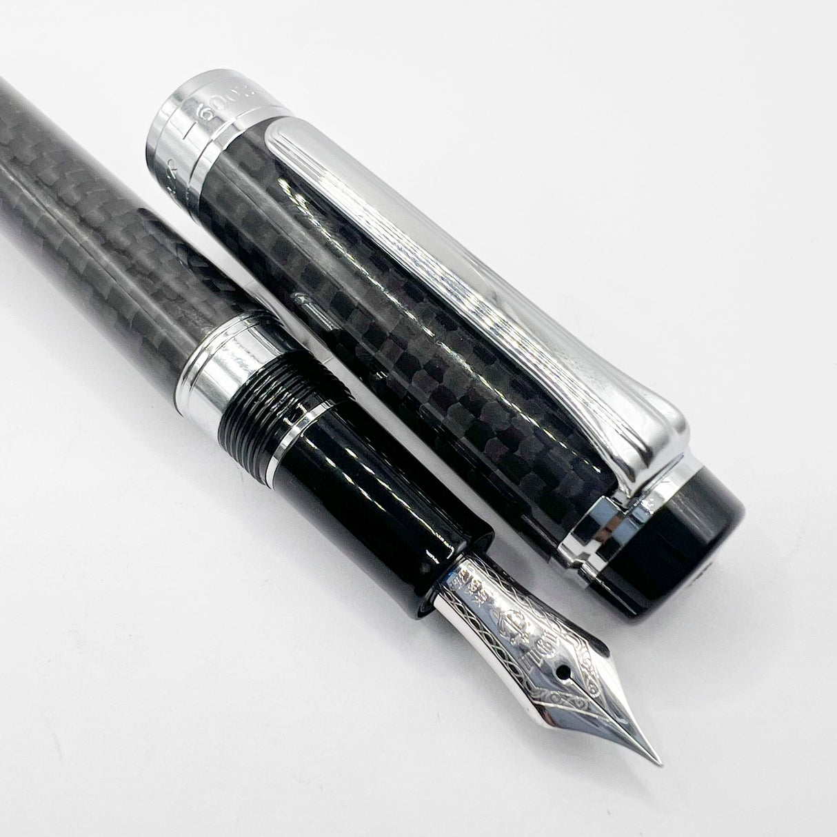 Sailor Collaboration with Yonex Carbon Graphite Fountain Pen - Medium 14kt Gold Nib