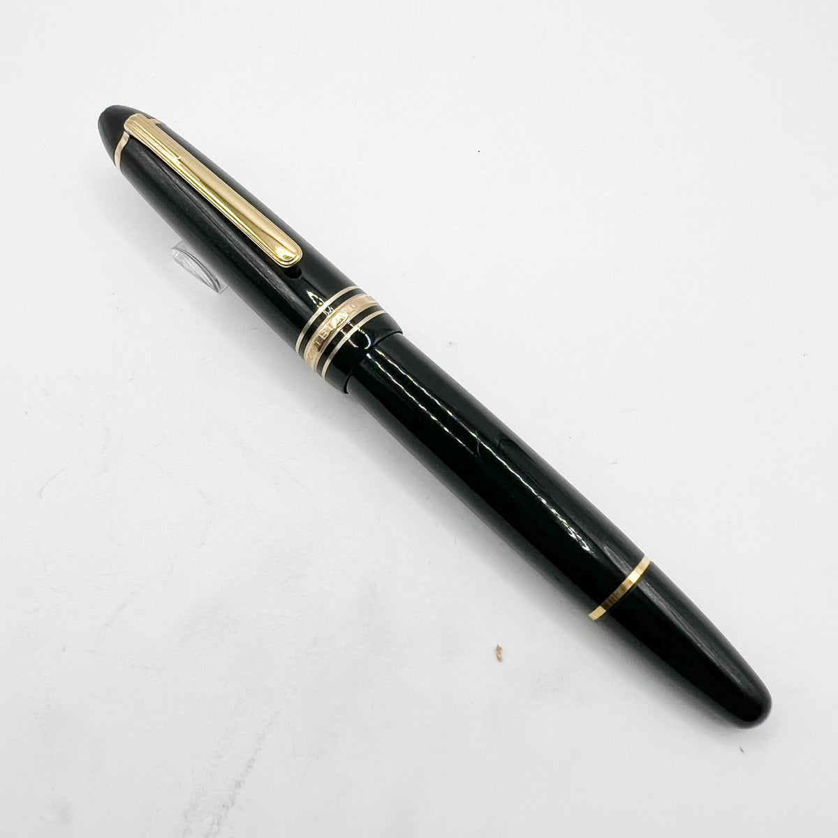 Montblanc Meisterstuck Black Resin #146 LeGrand Fountain Pen - Medium 14kt Gold Nib