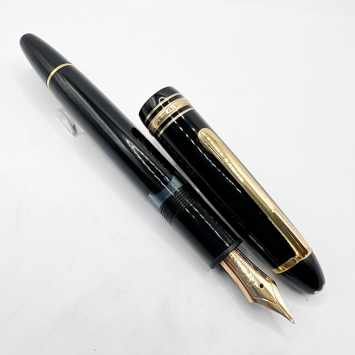 Montblanc Meisterstuck Black Resin #146 LeGrand Fountain Pen - Medium 14kt Gold Nib