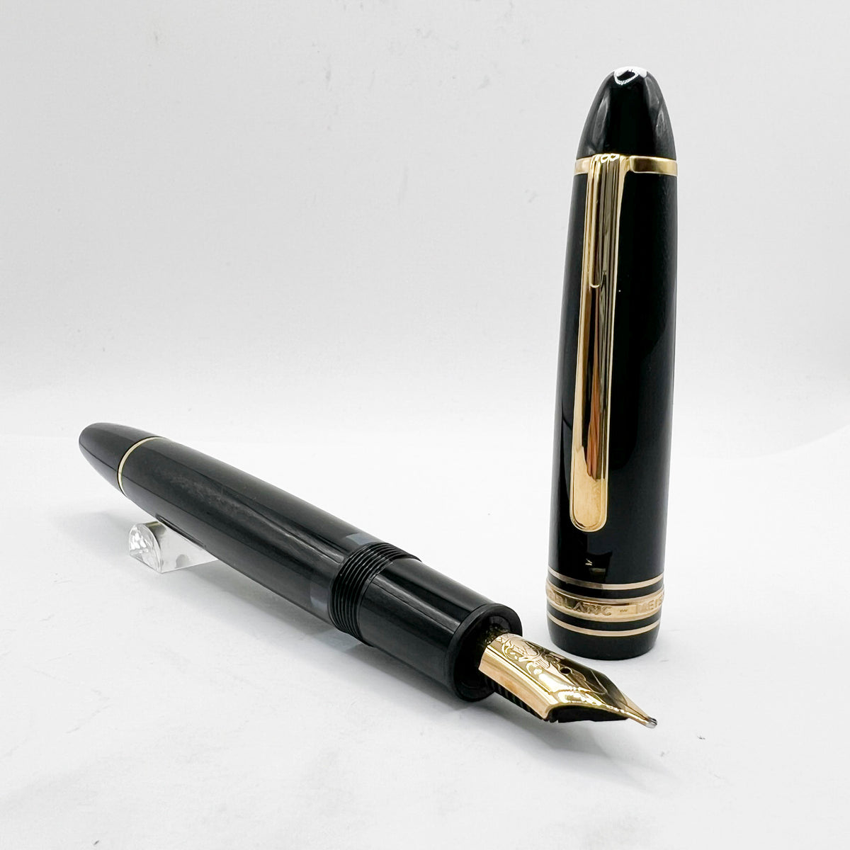 Montblanc Meisterstuck Black Resin #146 LeGrand Fountain Pen - Medium 14kt Gold Nib