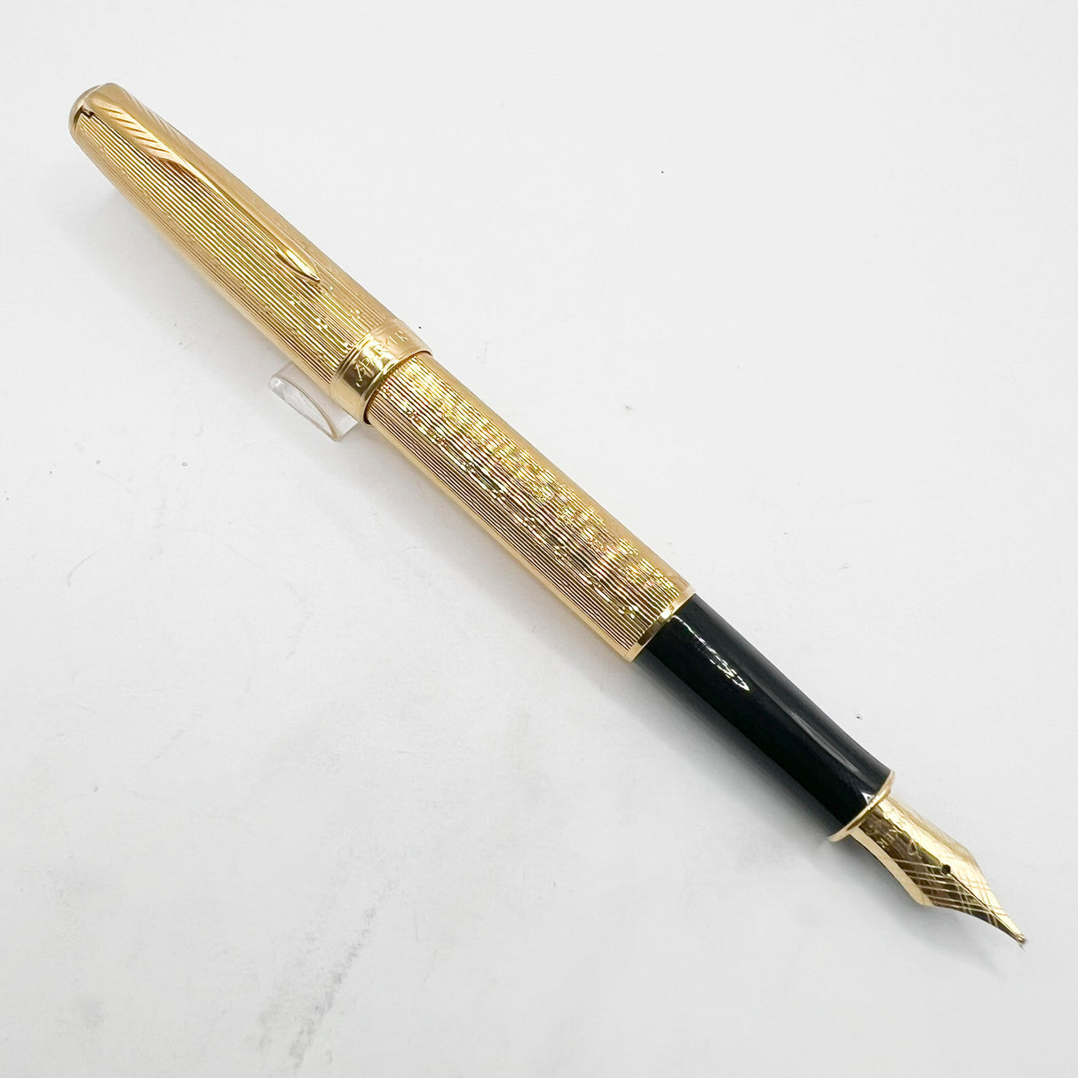Parker Sonnet Gold-Plated Chiseled Fountain Pen - Medium 18kt Gold Nib