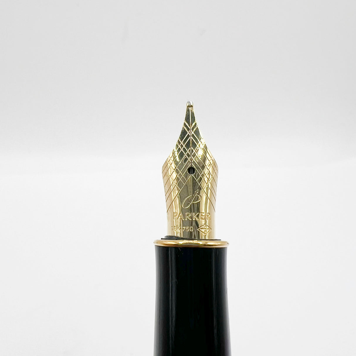Parker Sonnet Gold-Plated Chiseled Fountain Pen - Medium 18kt Gold Nib