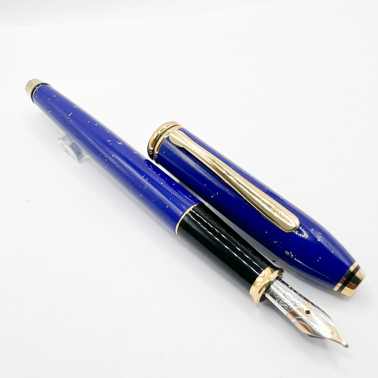Cross Townsend Blue Lapis Lazuli/ 22K Gold Dust Fountain Pen - Medium 18kt Kt Gold Nib