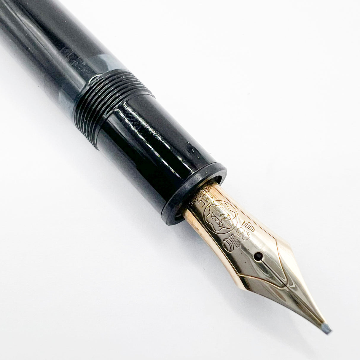 Montblanc Meisterstuck Black Resin #146 LeGrand Fountain Pen - Flexible Broad 14kt Gold Nib