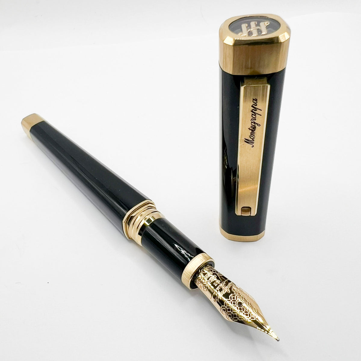 Montegrappa Zero Elegant Black 4-Sided Fountain Pen with Rounded Corners- Medium 14kt Gold Nib
