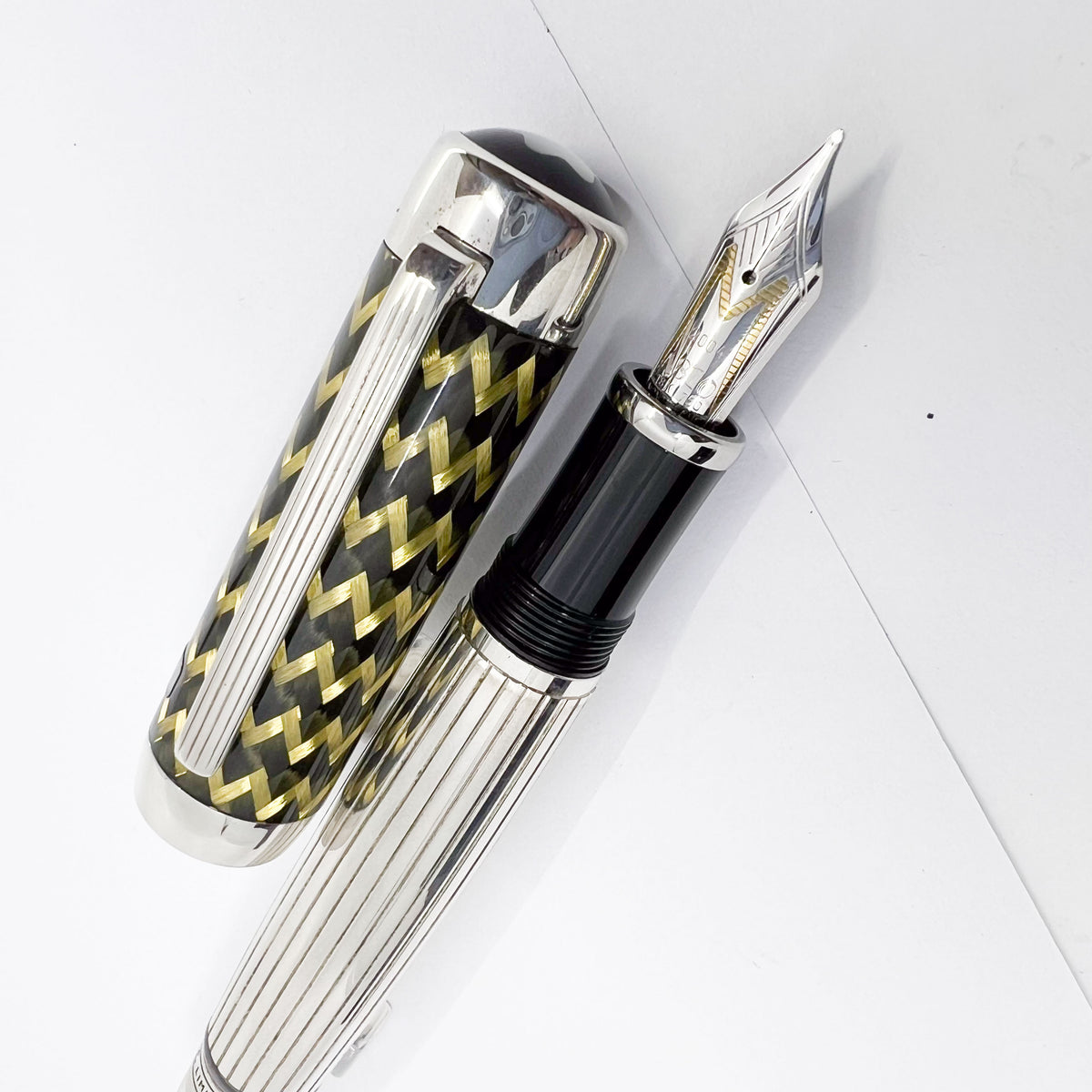 Montblanc J.P. Morgan 2004 Patron Of The Arts Limited Edition Fountain Pen - Medium 18kt Gold Nib