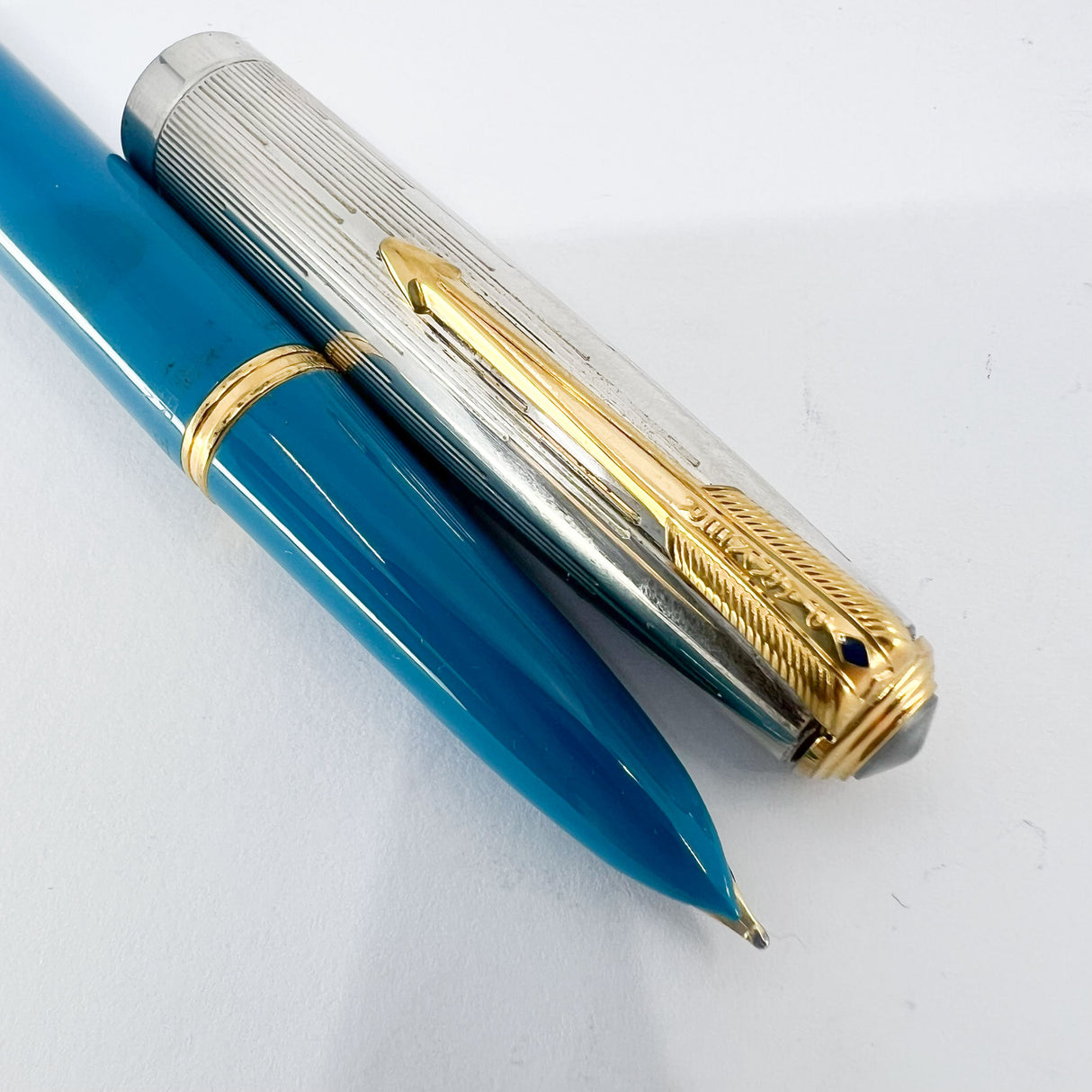 Parker 51 Special Edition Sterling Silver & Vista Blue Fountain Pen - Medium 18kt Gold Nib