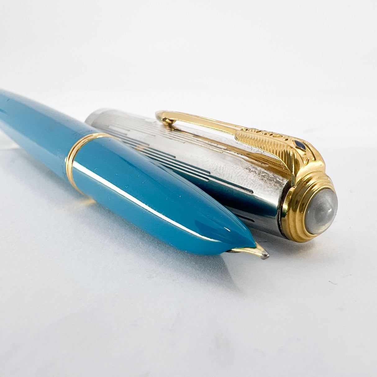 Parker 51 Special Edition Sterling Silver & Vista Blue Fountain Pen - Medium 18kt Gold Nib