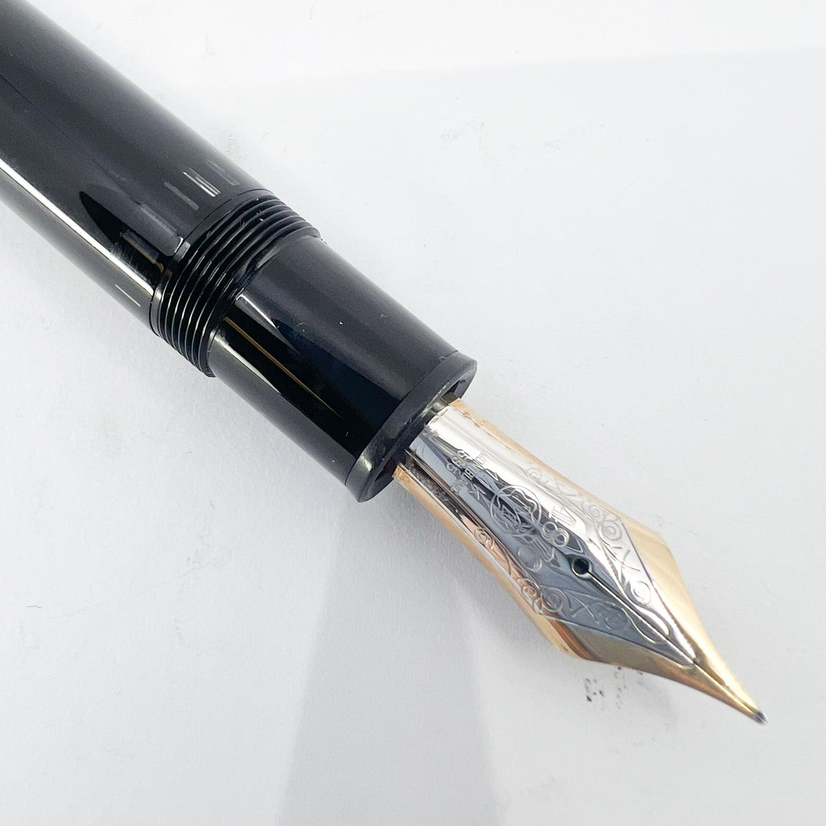 Montblanc Meisterstuck #149 Fountain Pen - Largest Of The Meisterstucks - Semi-Flex Fine 14kt Gold Nib