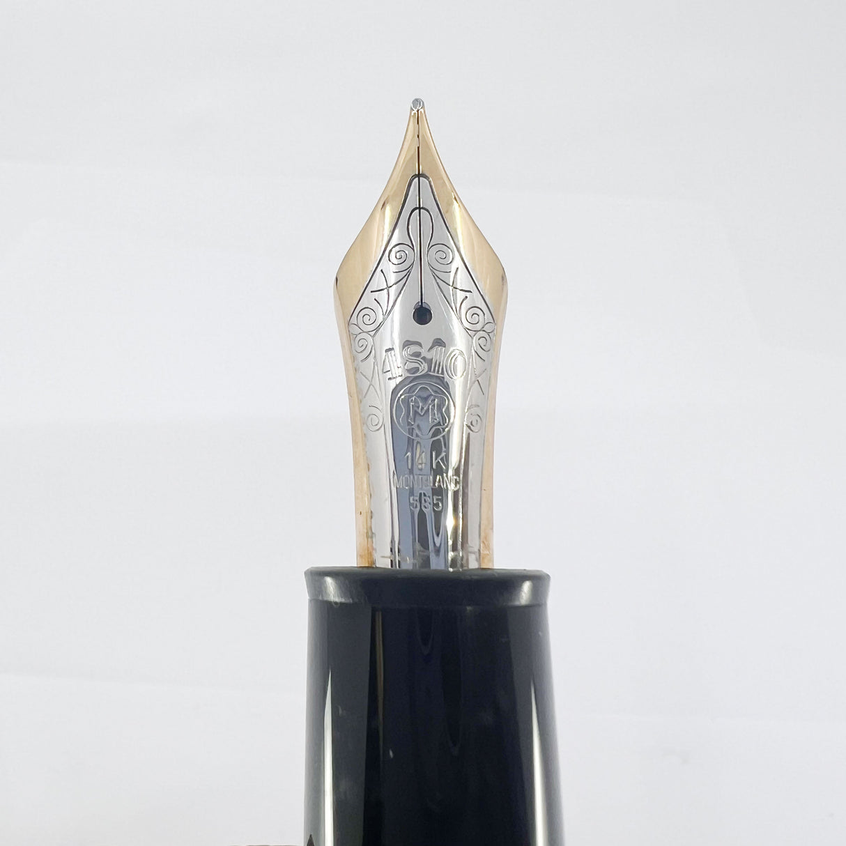 Montblanc Meisterstuck #149 Fountain Pen - Largest Of The Meisterstucks - Semi-Flex Fine 14kt Gold Nib