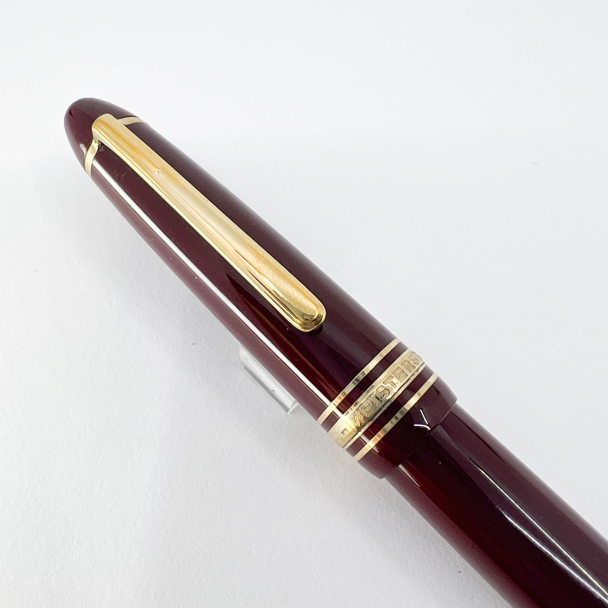 Montblanc Meisterstuck Bordeaux Resin 146 LeGrand Fountain Pen - Medium 14kt Gold Nib