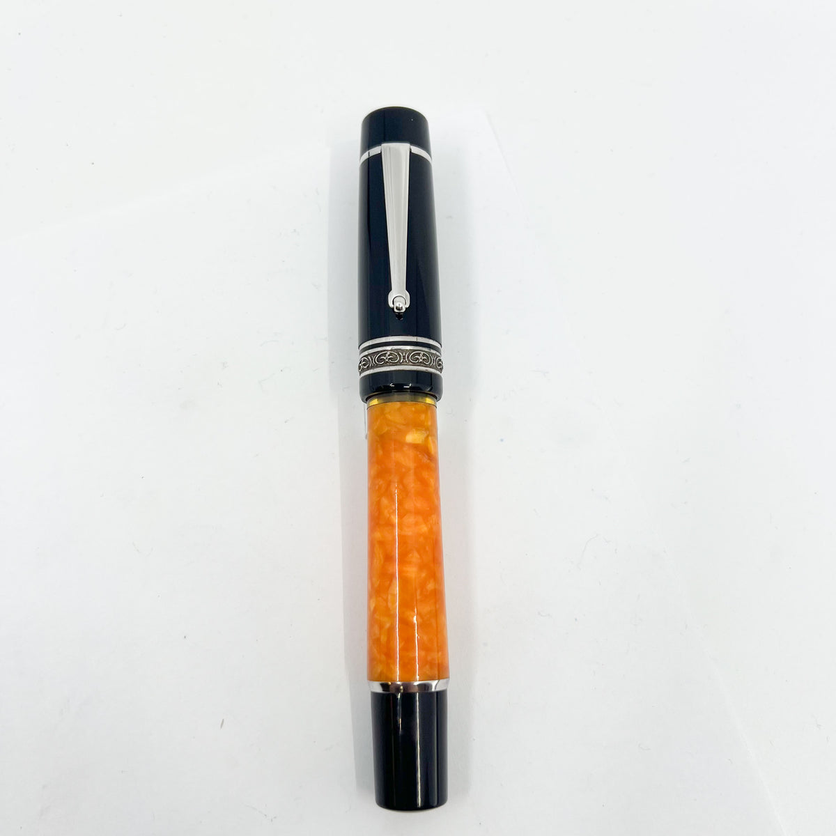 Delta DolceVita Mid-Size, Piston Fill .925 Sterling Silver Trim Fountain Pen - Broad 14kt Gold Nib