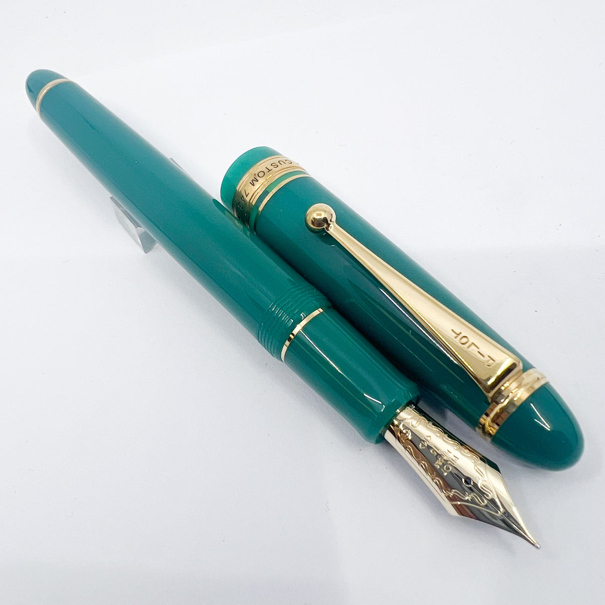 Pilot Custom 743 Verdigris Fountain Pen - Medium #15 14kt Gold Nib