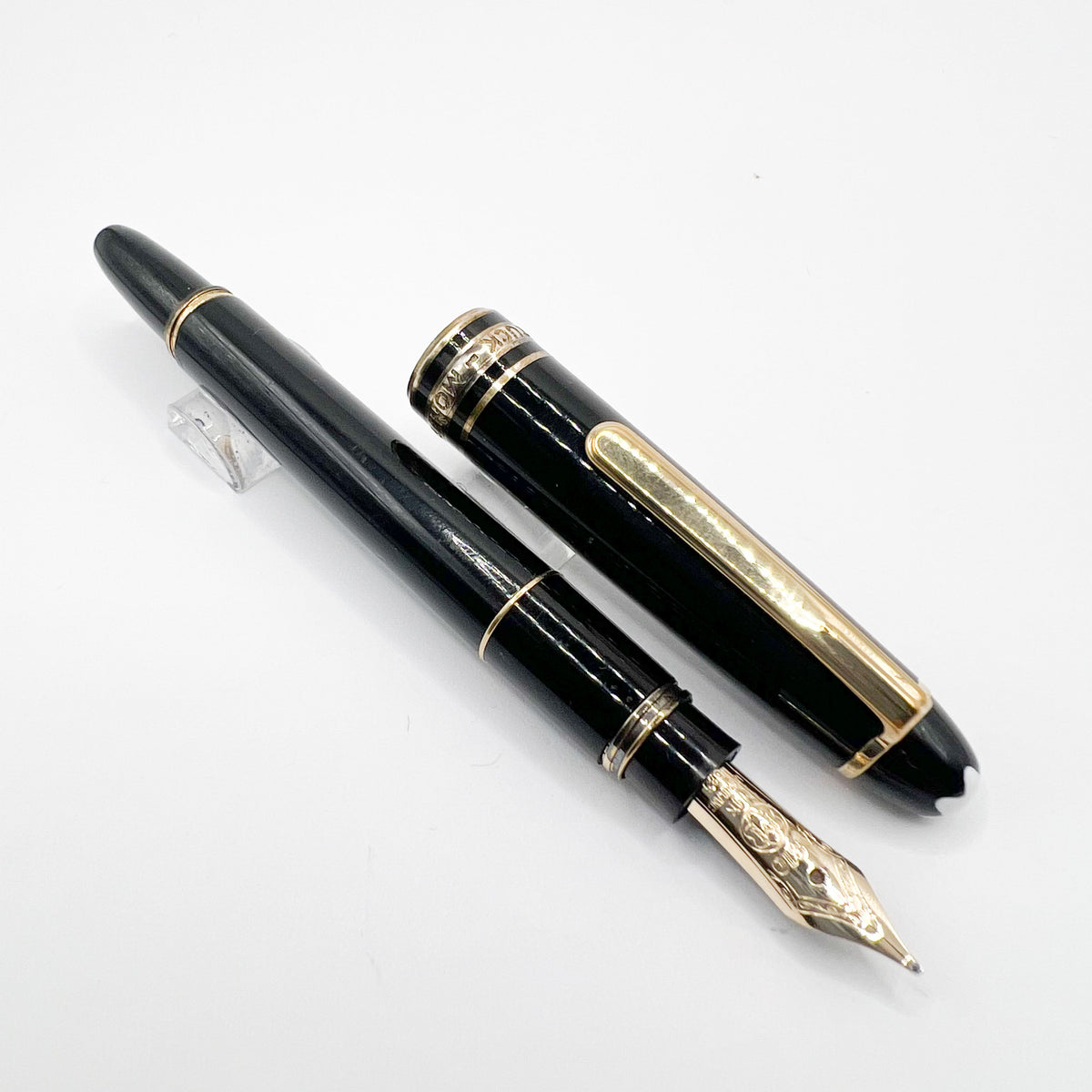 Montblanc Meisterstuck Mozart Black Resin Fountain Pen - Medium 14kt Gold Nib
