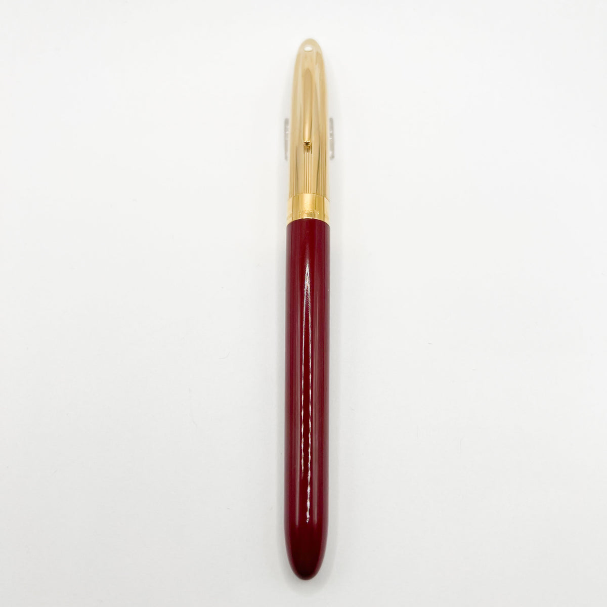 Sheaffer Crest Fountain Pen - Gold-Plated Cap - Burgundy Barrel - Fine 18kt Gold Nib (Circa 1990s)