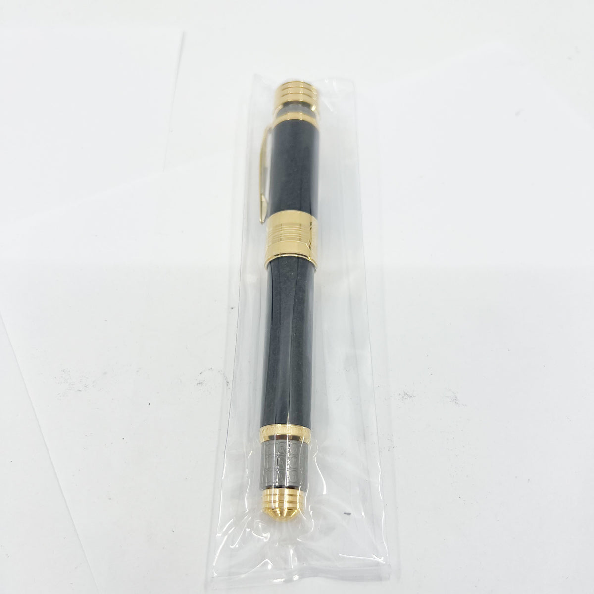 Montblanc 2019 Homage to Hadrian Patron of the Arts 4810 Limited Edition Fountain Pen - Medium 18kt Gold Nib2019