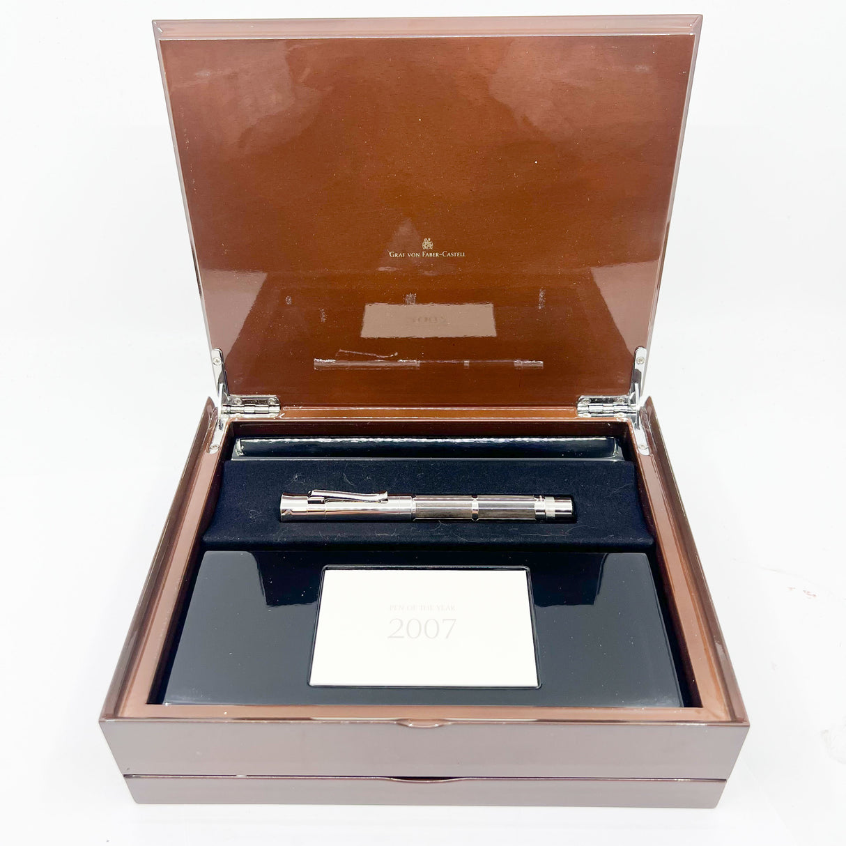 Graf von Faber Castell 2007 Gemstone (Petrified Wood) Pen of the Year Fountain Pen - Medium 18kt Gold Nib