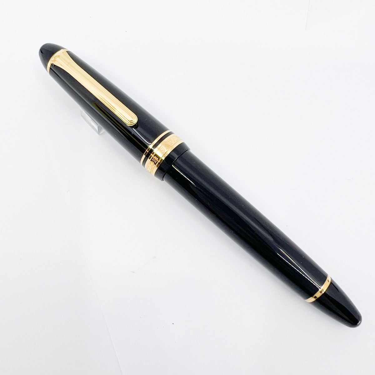Sailor Black 1911L Large Fountain Pen - Broad 21kt Gold Nib