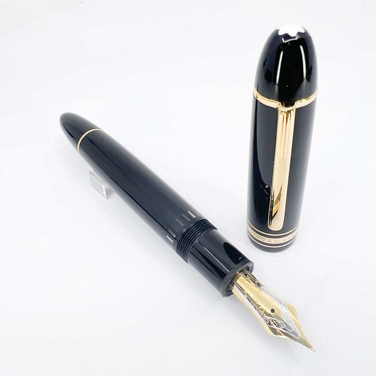 Montblanc Meisterstuck #149 (Largest) Fountain Pen - Fine 18kt Gold Nib - MINT!