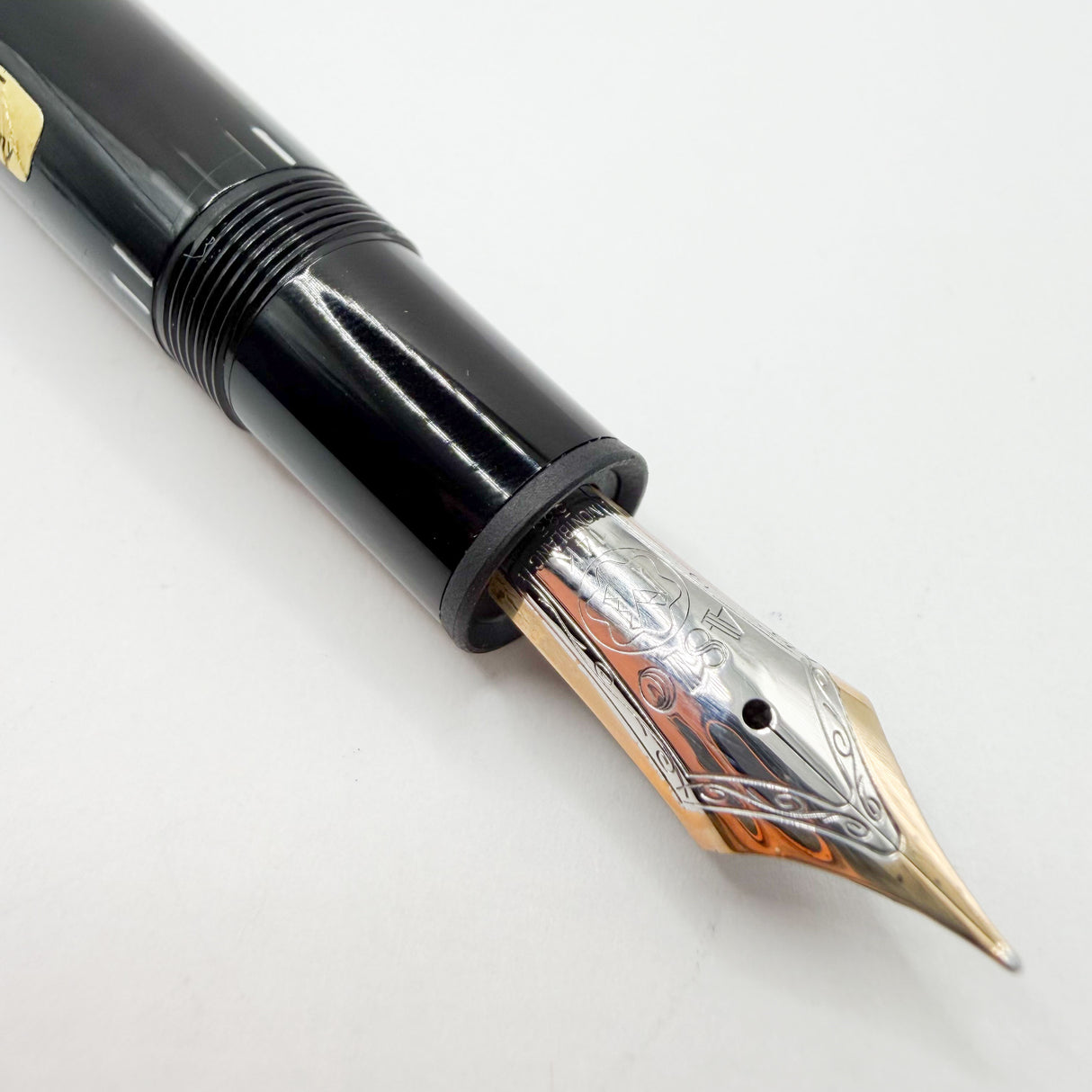 Montblanc Meisterstuck Black Resin #146 LeGrand Fountain Pen - Fine 14kt Gold Nib