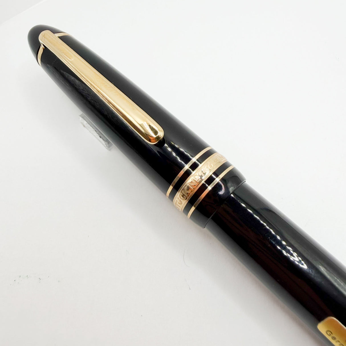 Montblanc Meisterstuck Black Resin #146 LeGrand Fountain Pen - Fine 14kt Gold Nib