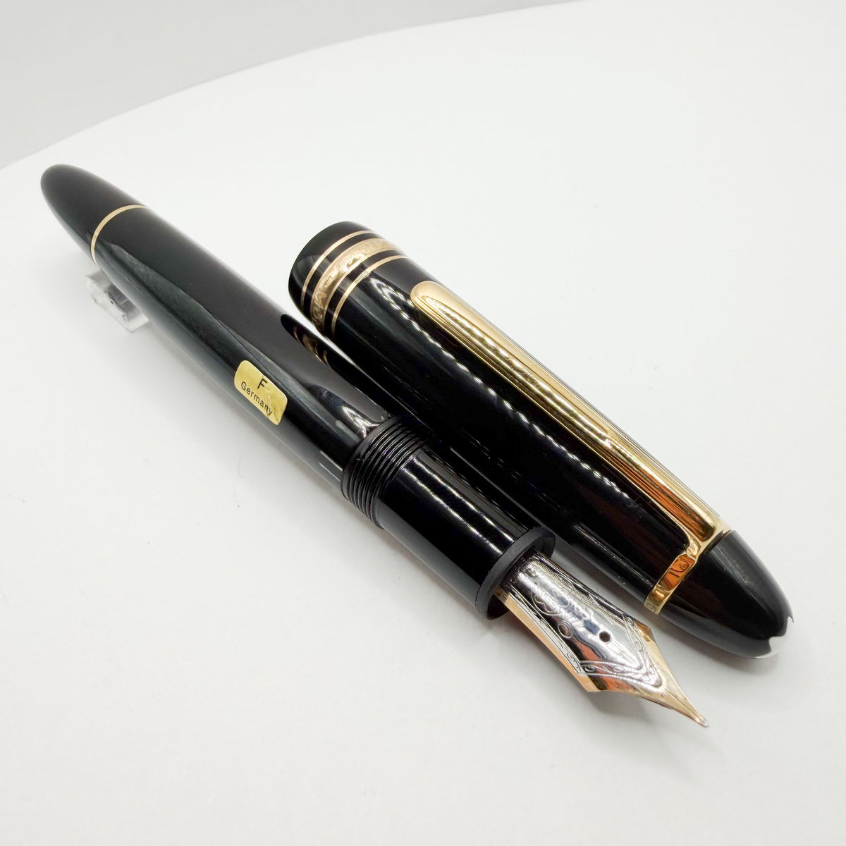 Montblanc Meisterstuck Black Resin #146 LeGrand Fountain Pen - Fine 14kt Gold Nib
