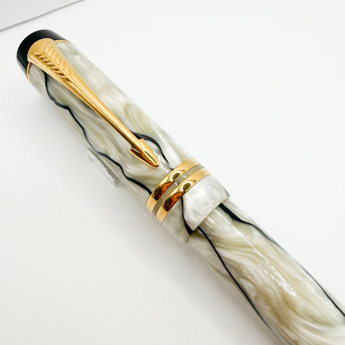 Parker Duofold Centennial (Largest) Lustrous Pearl & Black Fountain Pen - Medium Italic 18kt Gold Nib