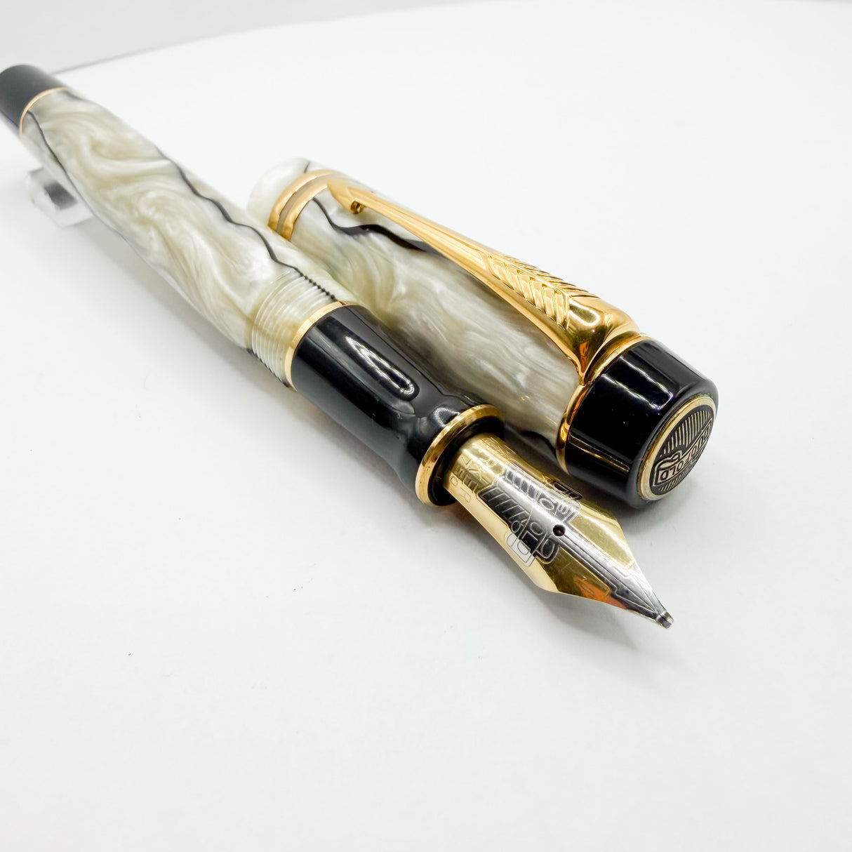 Parker Duofold Centennial (Largest) Lustrous Pearl & Black Fountain Pen - Medium Italic 18kt Gold Nib