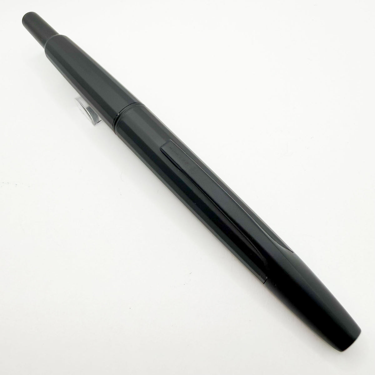Pilot Namiki Black Matte Vanishing Point Fountain Pen - 1990s Style Multi-Facetted Body - Fine 14kt Gold Nib