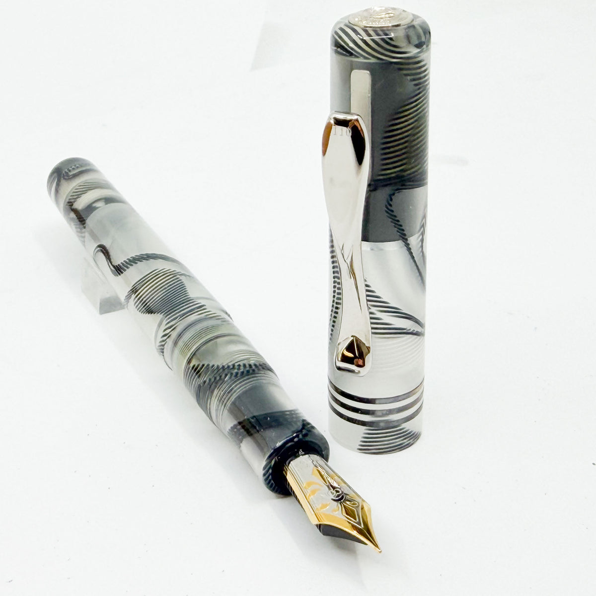 Visconti Voyager Demonstrator Limited Edition Fountain Pen - Fine 18kt Gold Nib