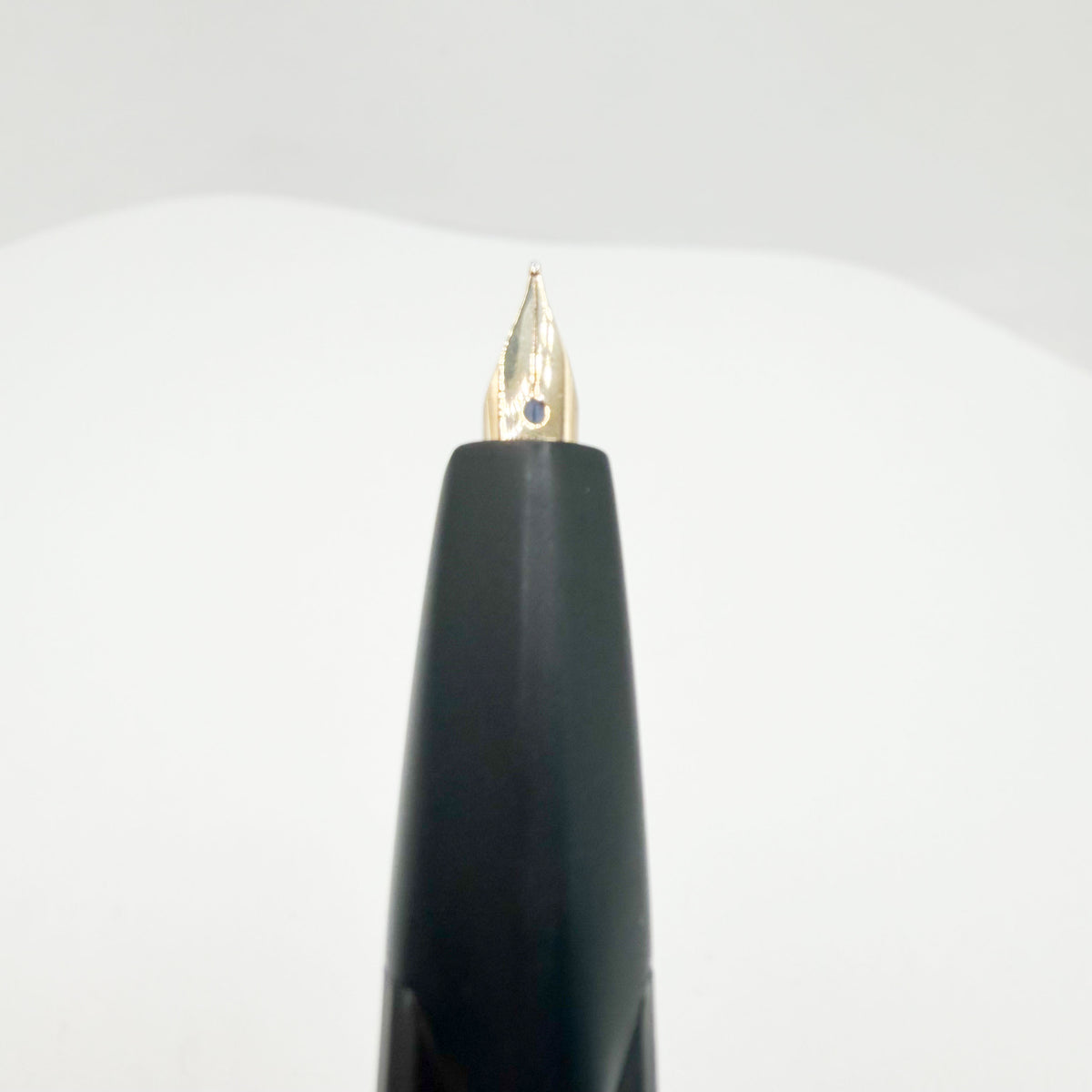 Pilot Namiki Black Matte Vanishing Point Fountain Pen - 1990s Style Multi-Facetted Body - Fine 14kt Gold Nib