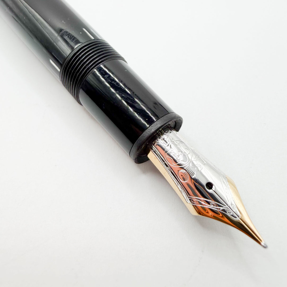 Montblanc Meisterstuck Black Resin #146 LeGrand Fountain Pen - Fine 14kt Gold Nib