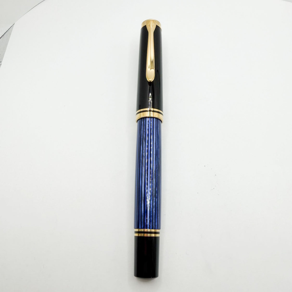 Pelikan R800 Blue Striped/Black Cap Rollerball