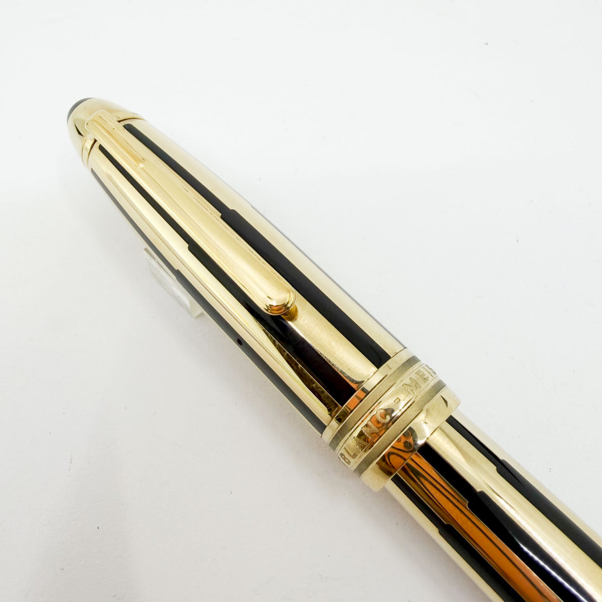 Montblanc Meisterstuck Solitaire Le Grand 146 Black Resin & Gold Plated Striped Filigree Fountain Pen - Fine 18kt Gold Nib