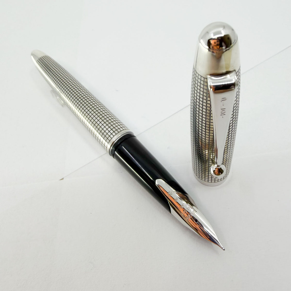 Pilot Cross-Hatched Sterling Silver Silvern Koushi Fountain Pen