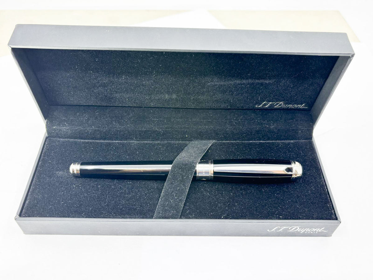 S. T. Dupont Line D Eternity Black Lacquer Large Size Fountain Pen - Palladium Plated Trim - Broad 14kt Gold Nib